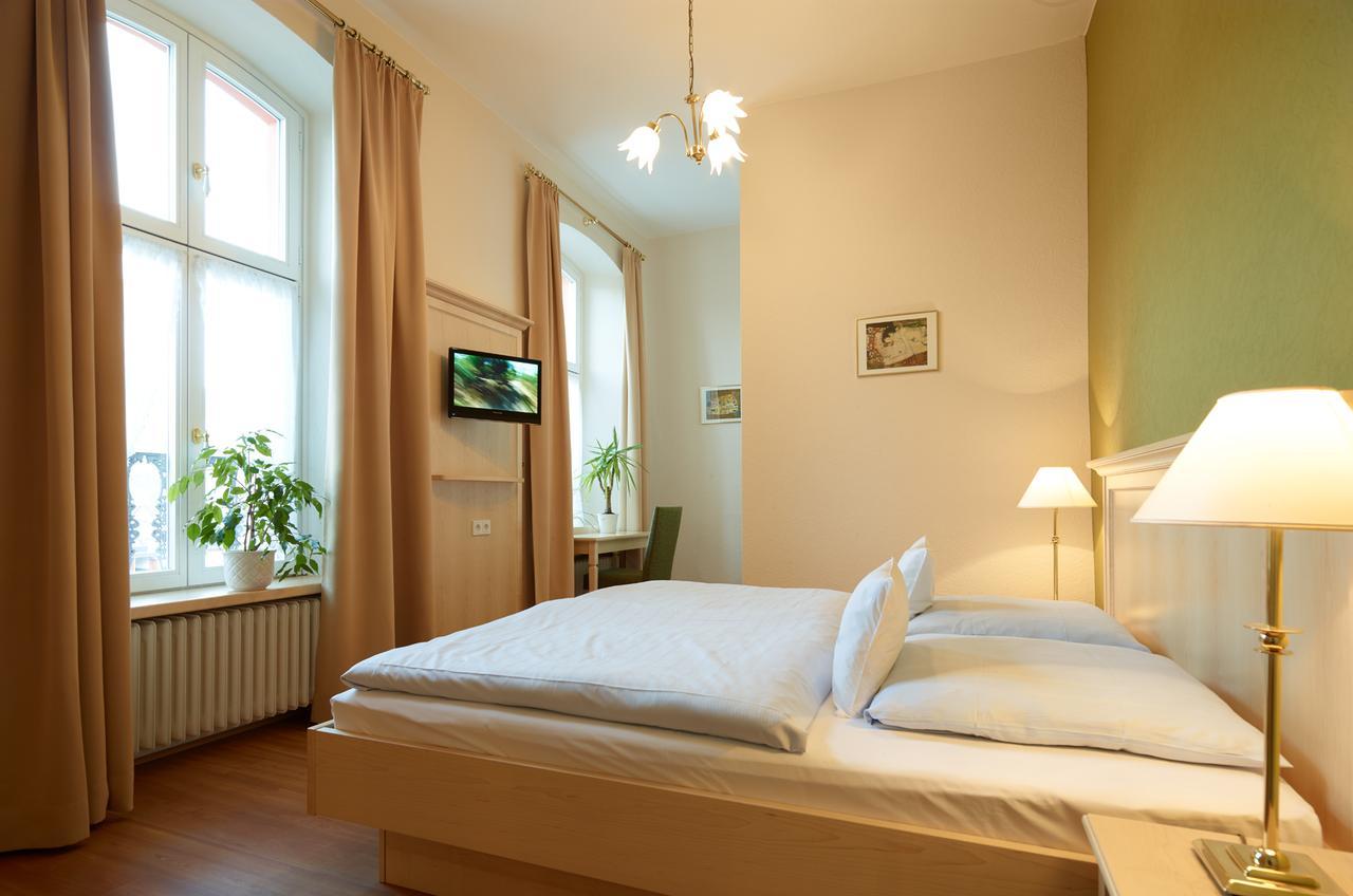 Pension Martinerhof Винтрих Екстериор снимка